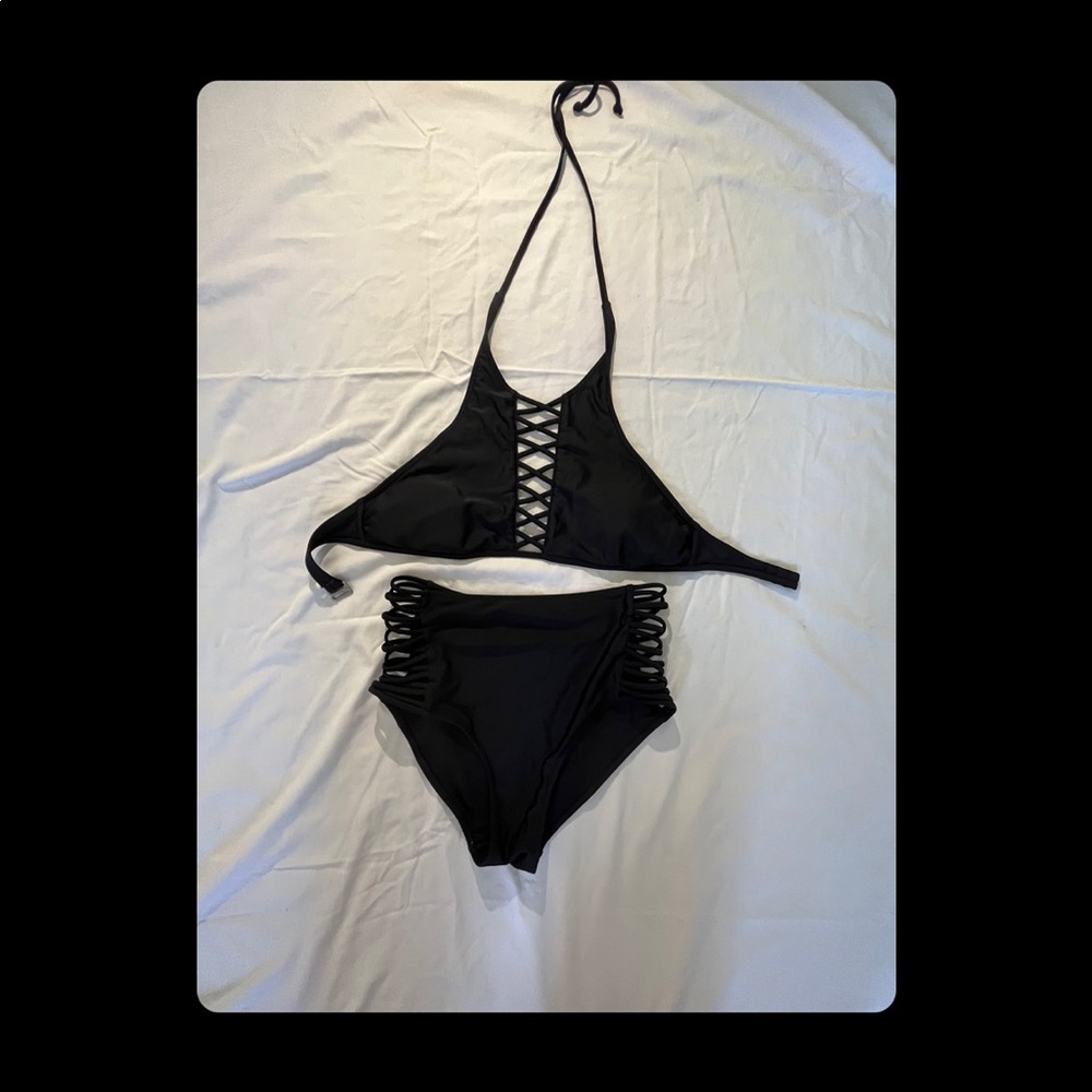 Hollister swim set
